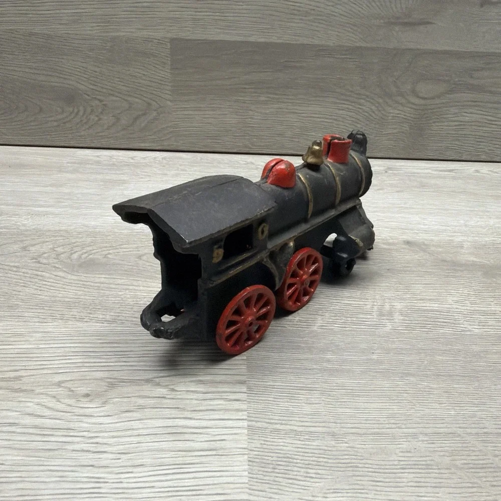 Cast-Iron Toy Train Steam Locomotive Engine & Tender Coal Train Car #50‎ Vintage